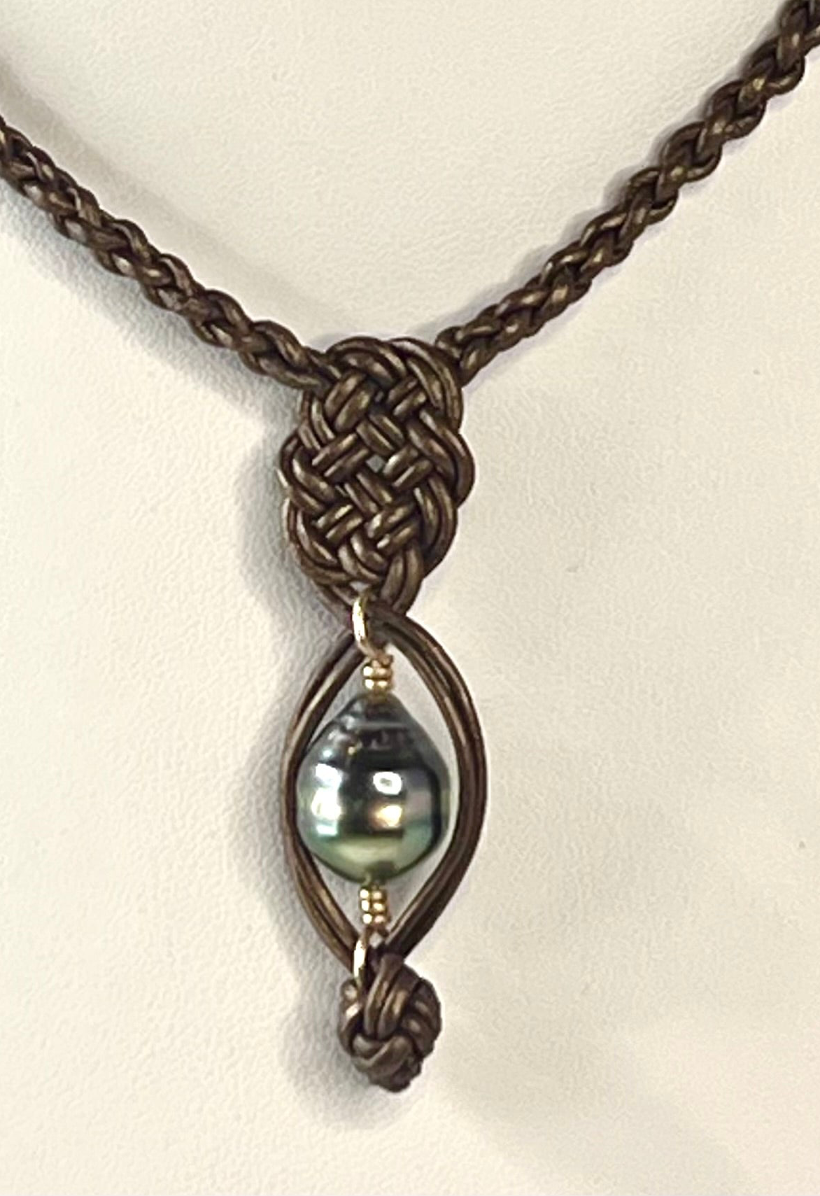 Pendant Lariat with ornate braid and Baroque Pearl