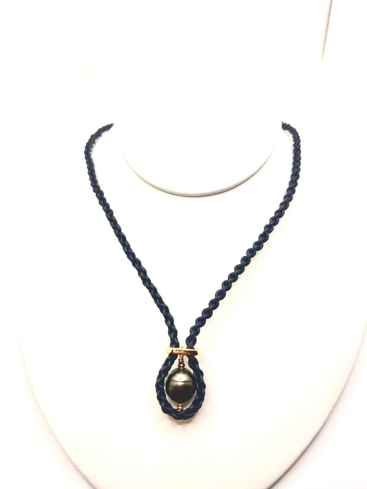 #75 Solo Lariat - dark navy leather