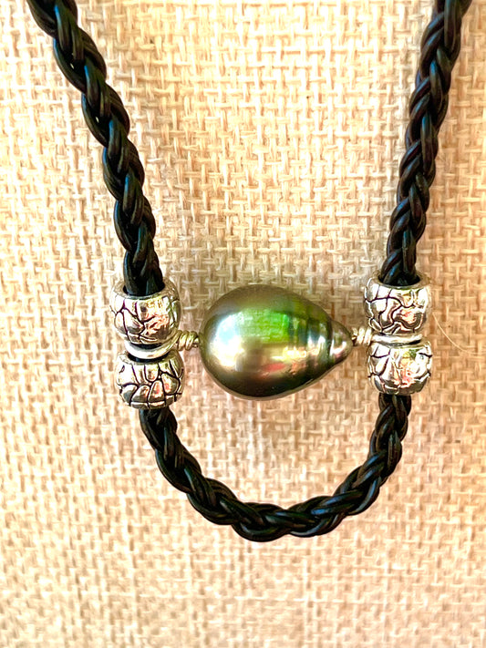 Solo Baroque Tahitian Pearl